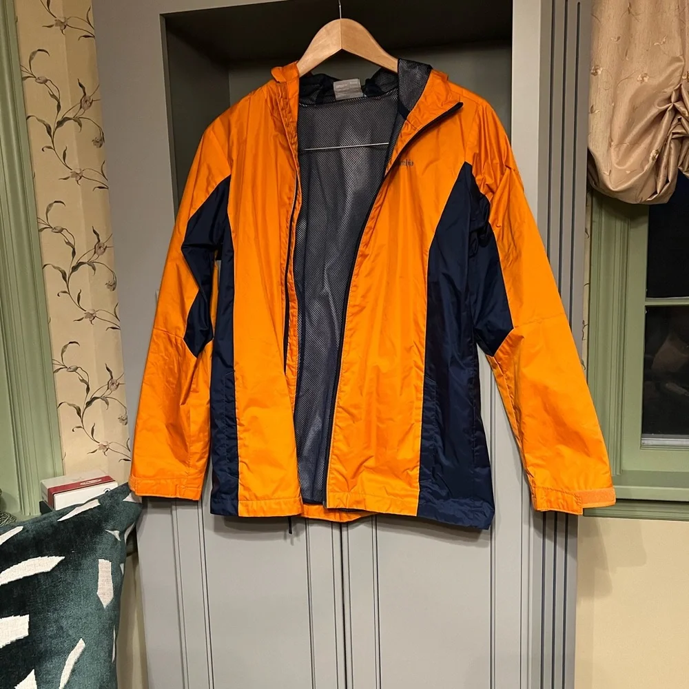 Columbia Raincoat